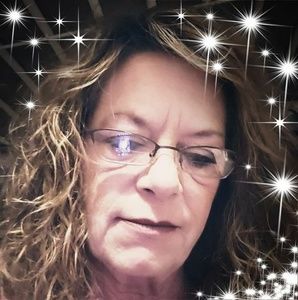 Meet your Posher, Kellie